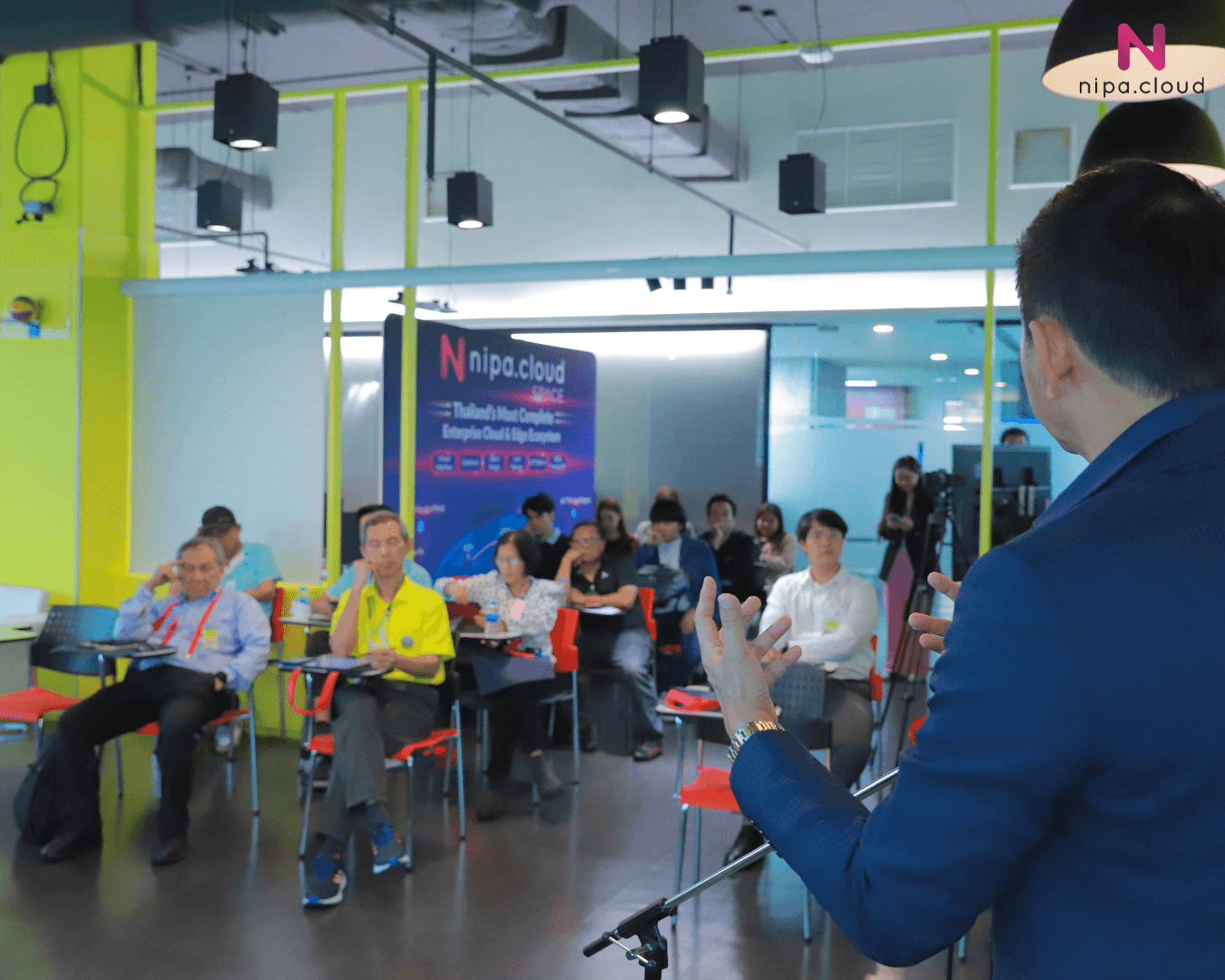 สรุปงานและภาพบรรยากาศ Break Free from VMware & Move Beyond with Open Cloud